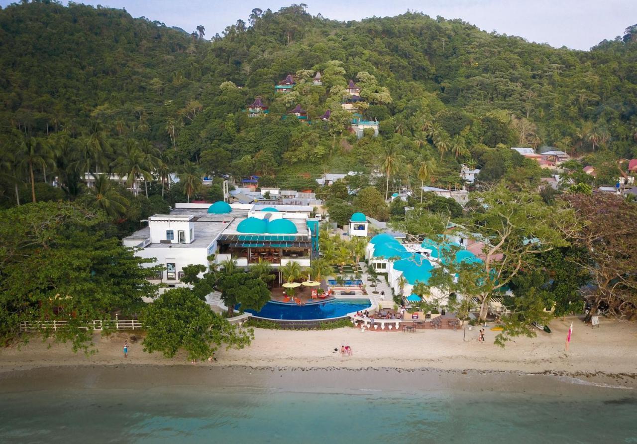 Weekends El Nido Beach Resort Exterior photo